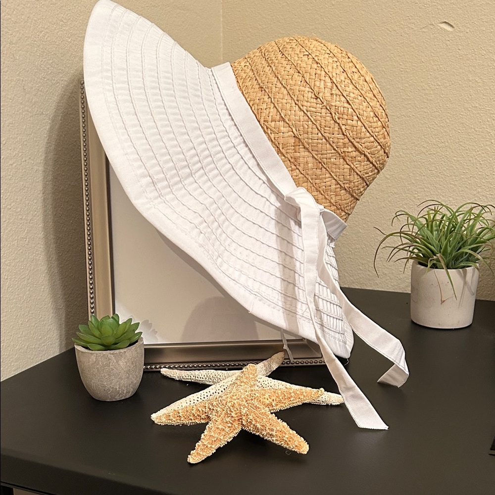 San Diego Hat Company White and Tan Sun Hat